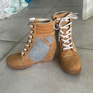 Wedge heel boots